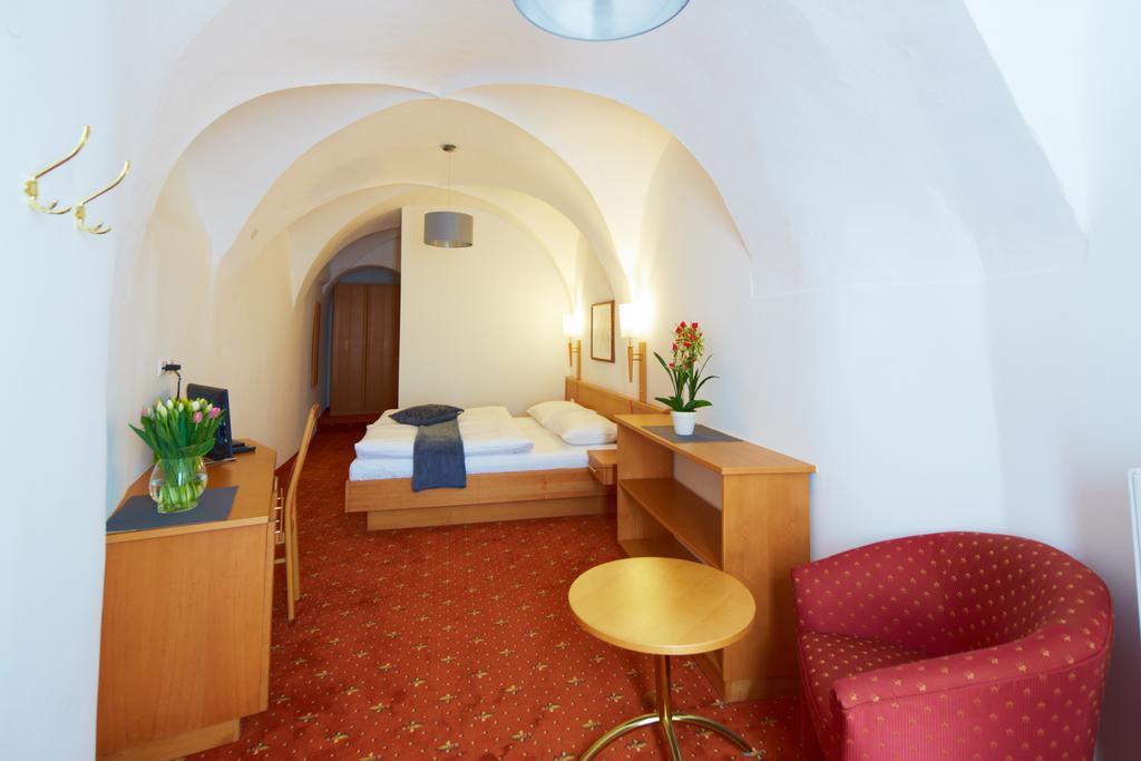 Rathauskeller Melk Hotel Luaran gambar